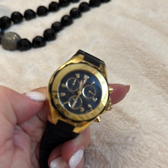Michele Gold and Black Women\'s Watch